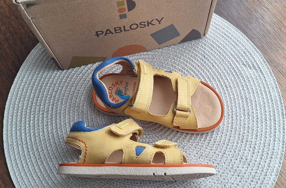 Нови сандали на Geox, UGG, Pablosky, Camper - н. 26