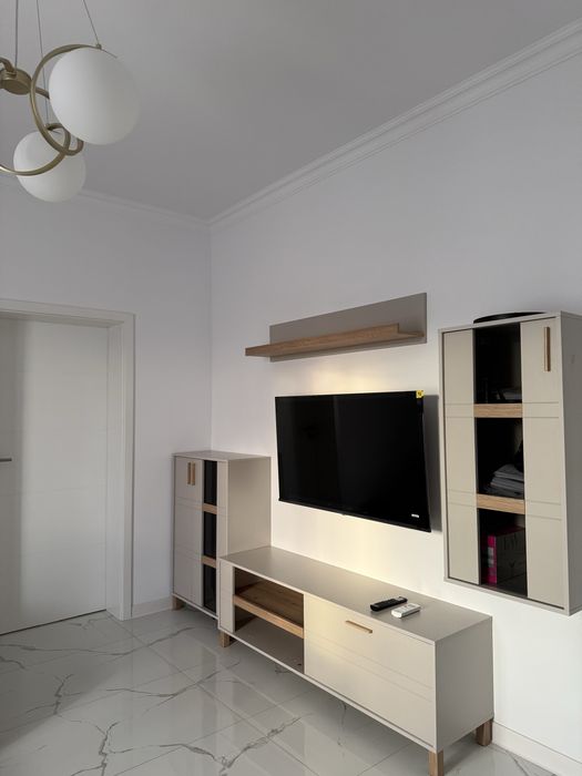 Apartament de închiriat