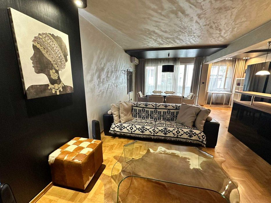 КЛЮЧ! Модерен ДВУСТАЕН НОВ ДОМ в сърцето на столицата