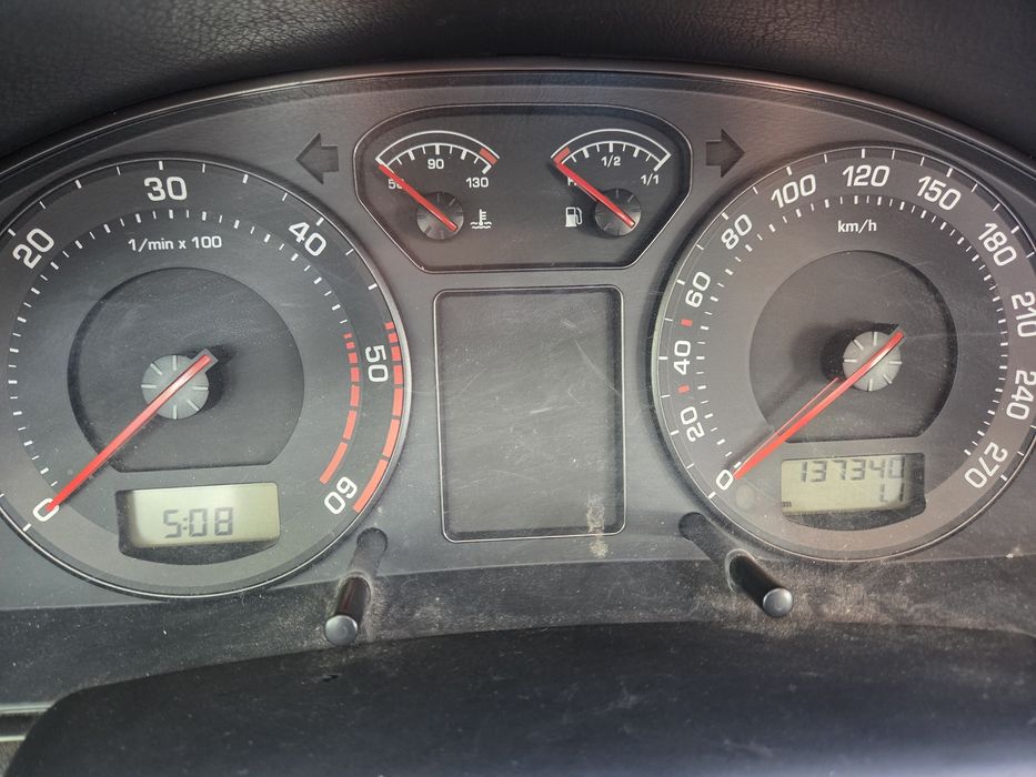 Skoda Superb 1.9 TDI (131 CP) - 137.340 km reali - Vopsea originală