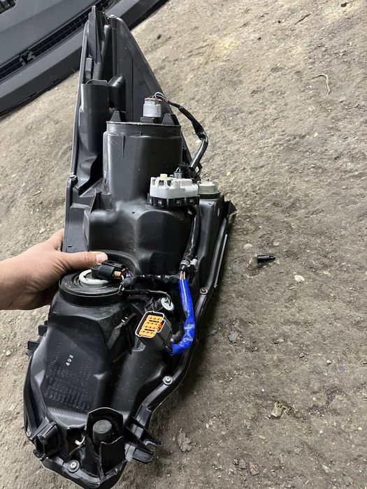 Фар Subaru Legacy Outback 2018- 2бр