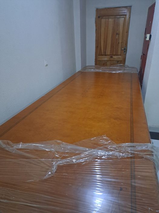 Стол продаёться б/у