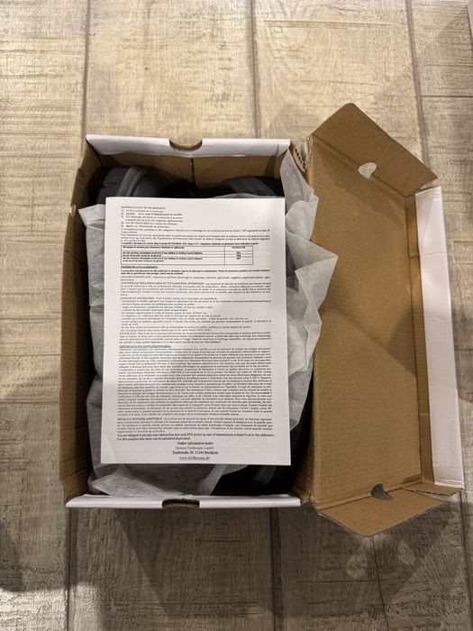 Bocanci protectie noi in cutie nr41