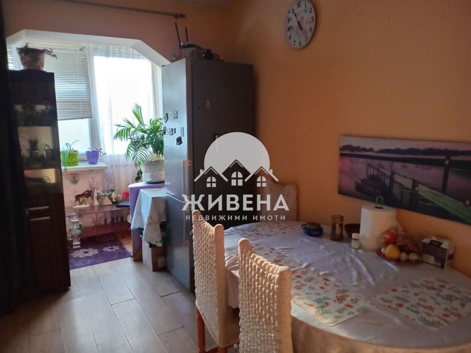 Продавам 4-стаен апартамент, Погребите, 90 кв.м