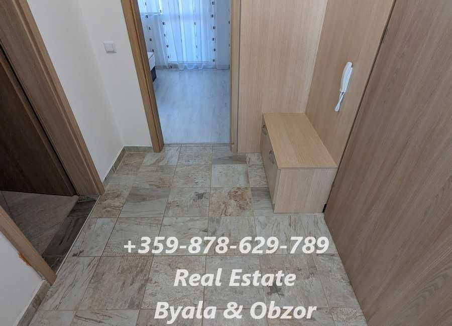 Продава се Тристаен апартамент в Бяла - 105 кв.м за 1158 €/кв.м - Снимка #18