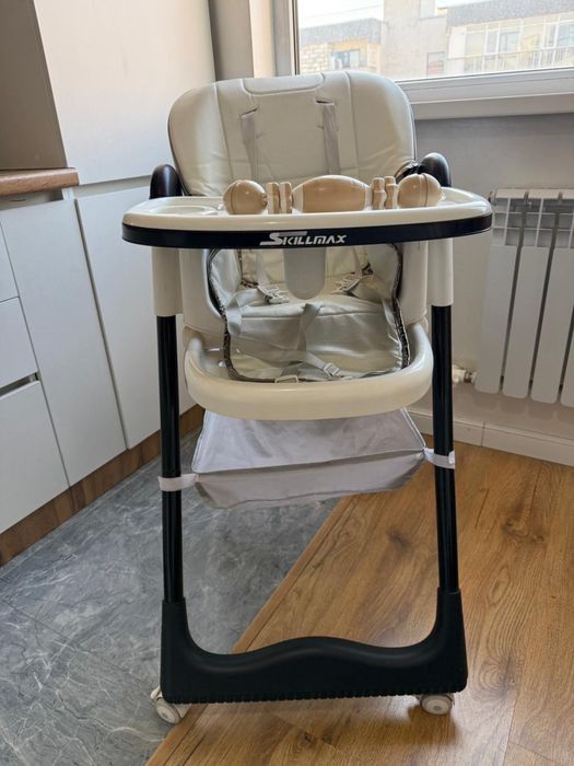 Стульчик для кормления SKILLMAX