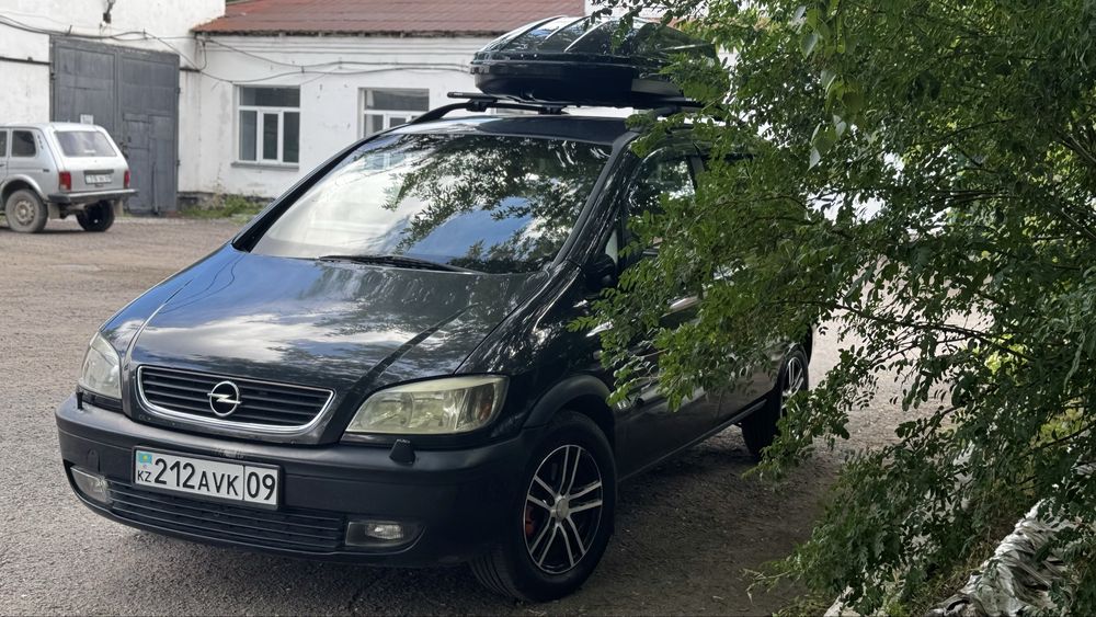 Opel Zafira 2.2 2000г