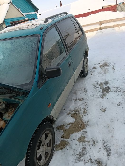 Продам машину Митсубиси сепейс ранер