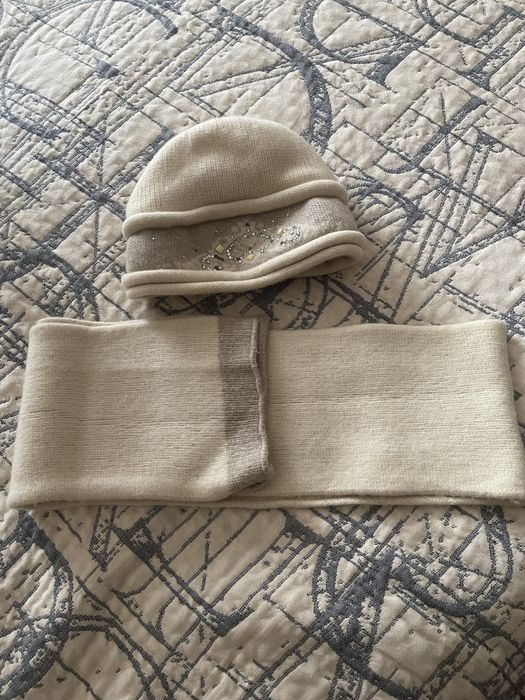 Головные уборы женские