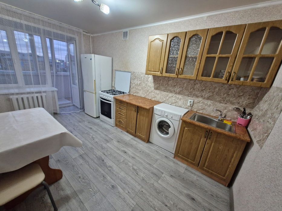 Сдаётся 1ком квартира р-он Бензострой