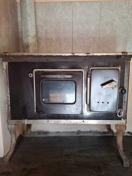 Sobă de gătit în stare foarte bună