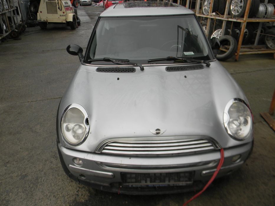 Dezmembrari Mini MINI (R50, R53) (2001-2006) Cooper Benzina