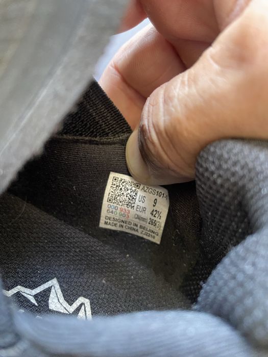 Кожени кецове и кецове ADIDAS,