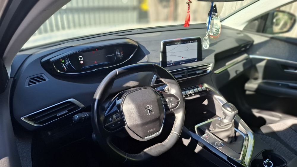 Peugeot 3008 1.2 Benzina 130 cp