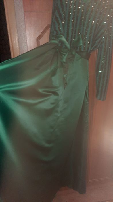 Платье вечернее.Новое.