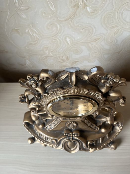 Часы настольные GODDES Quartz