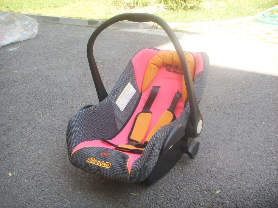 Бебешко кошче за пренасяне на бебе с допълнителен сенник