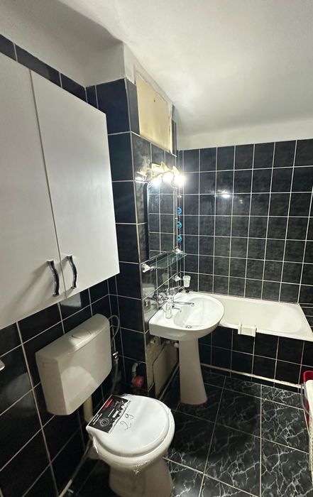 Inchiriez apartament Brazda