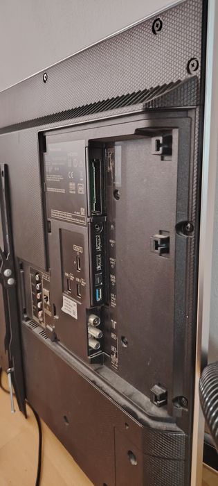 Se vinde smart TV  Panasonic