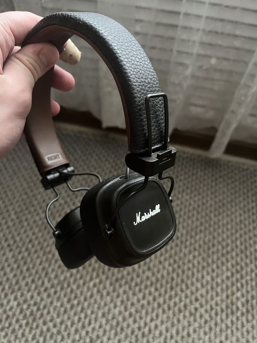 Продам наушники Marshall Major IV