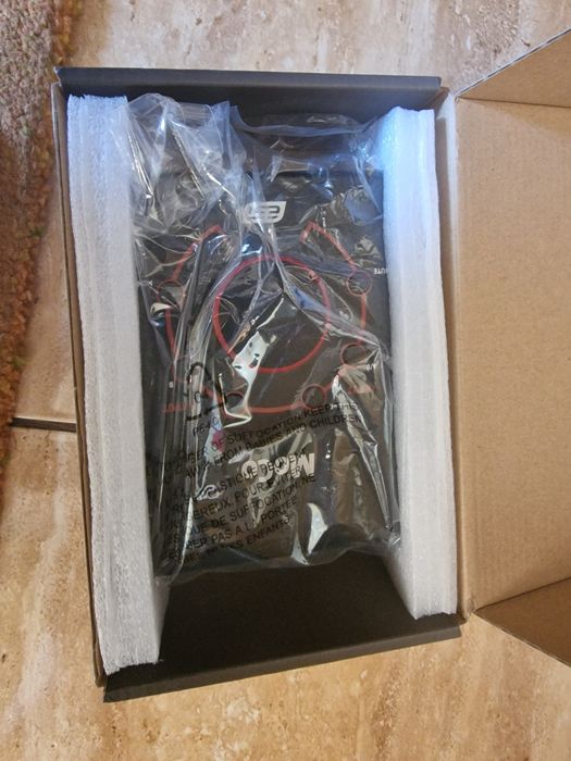 Controler audio cu buton volum