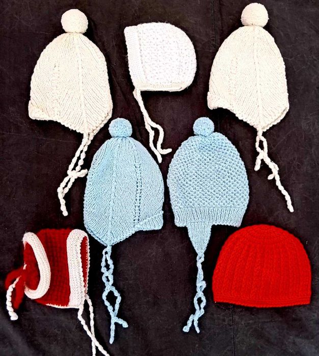 Ръчно плетени терлици, шапка, шал и чорапи за бебе/дете и големи