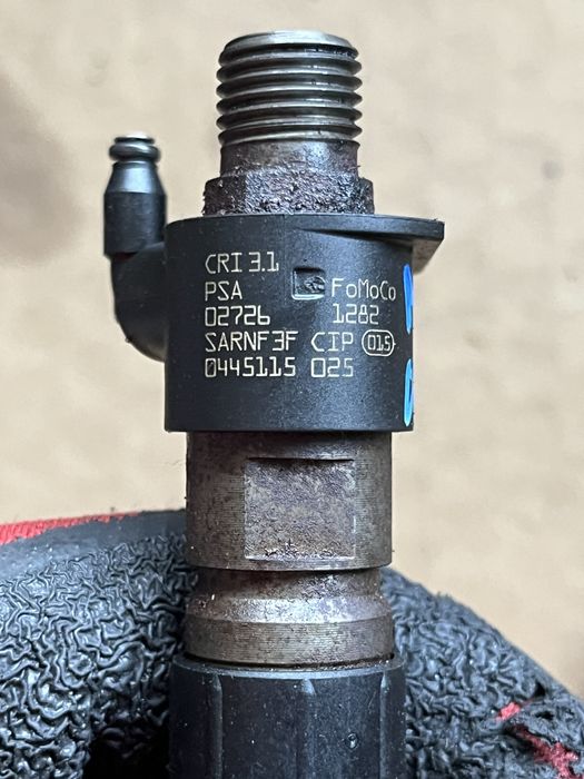 Injector Mitsubishi Outlander Facelift 2.2 D 2009 -2012 cod 0445115025