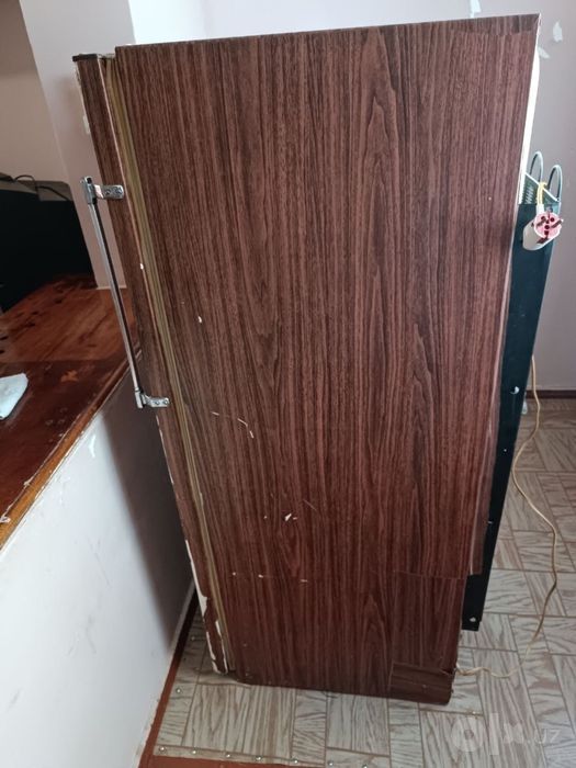 Продается 2холодильника зил-63