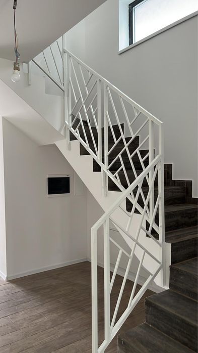 Vand casa individuala cu piscina si anexa, Chisoda