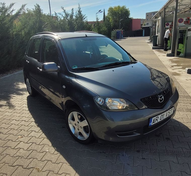 Mazda 2 , Benzină