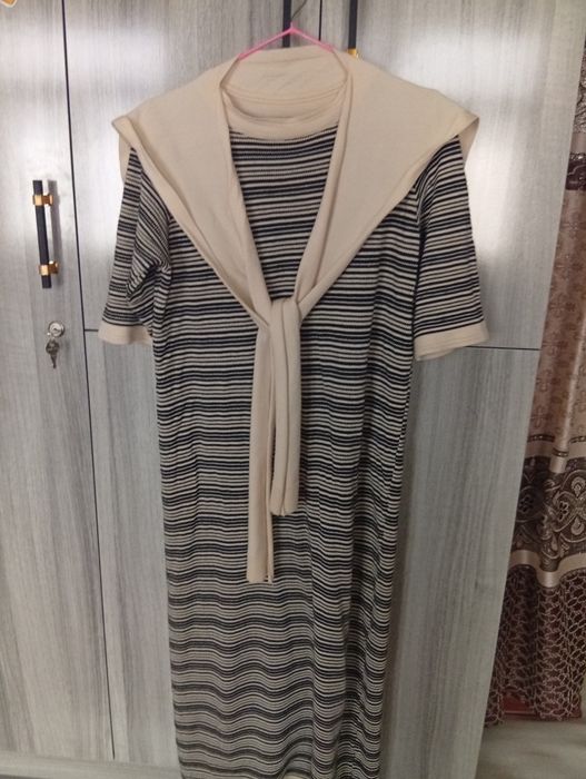 Платья продается