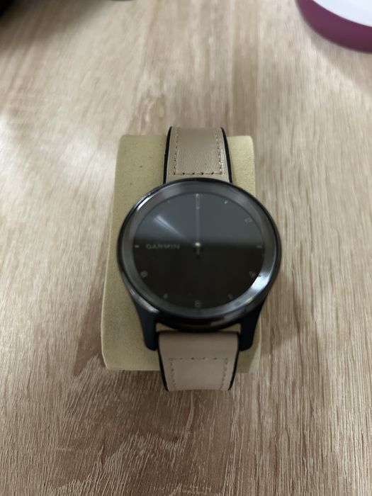 Smartwatch Garmin Vivomove Trend
