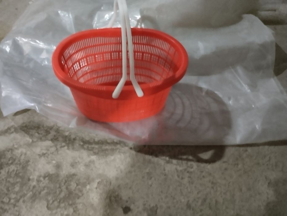 Savat srochna sotiladi narxi 50000 ming som xolati yaxwi