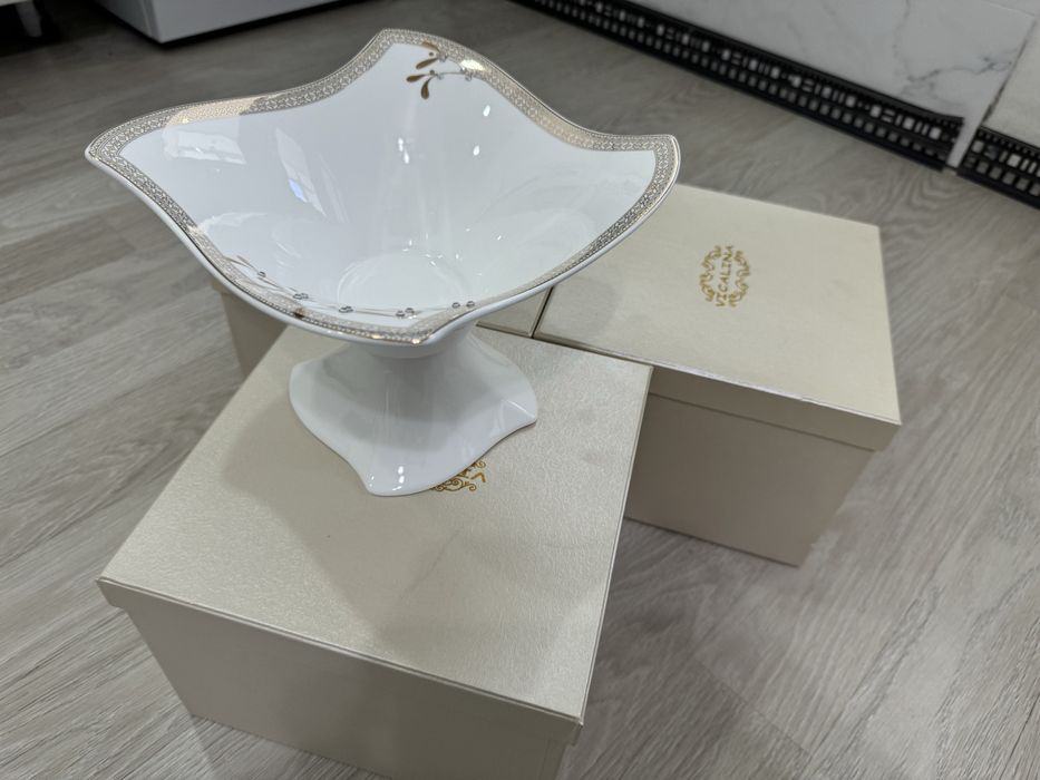 Продается фруктовница 3 штуки