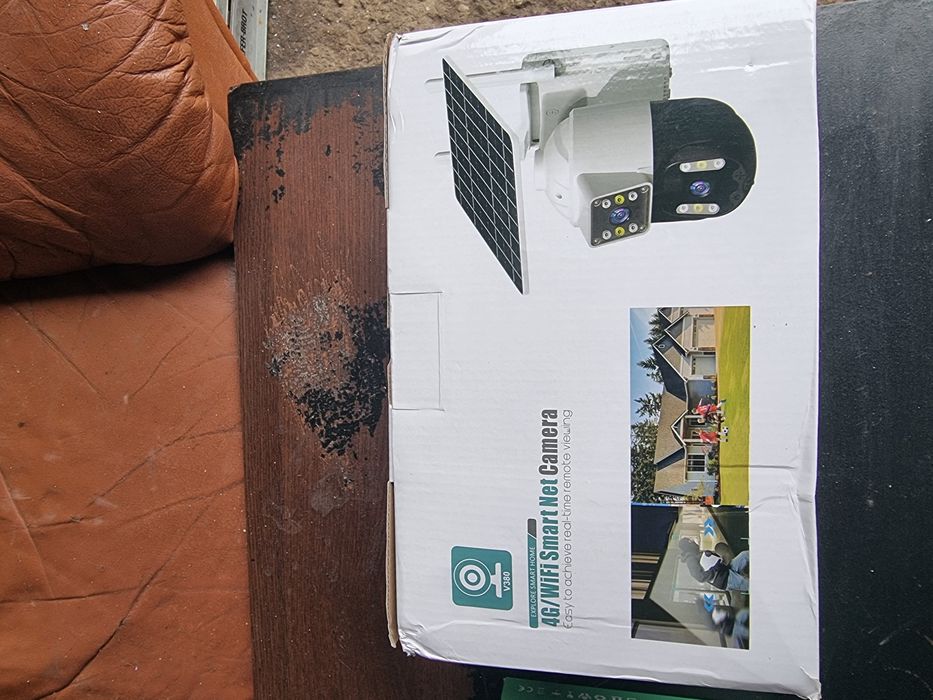 Camera de supraveghere cu panou solar si cartela sim 4g