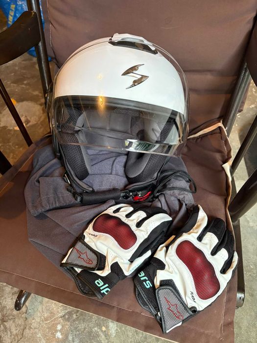 Echipamente și accesorii moto - Scorpion, Alpinestars, Rebelhorn, REV ...
