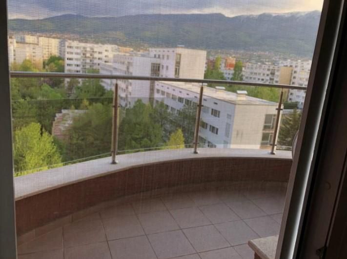 Дава се под наем Тристаен апартамент в София, Студентски град - 110 кв.м за 775 € - Снимка #10