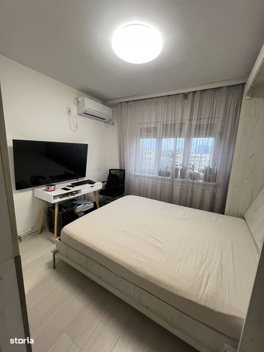 3 decomandate Valea Roșie Școala Nicolae Romanescu 4/4 acoperiș