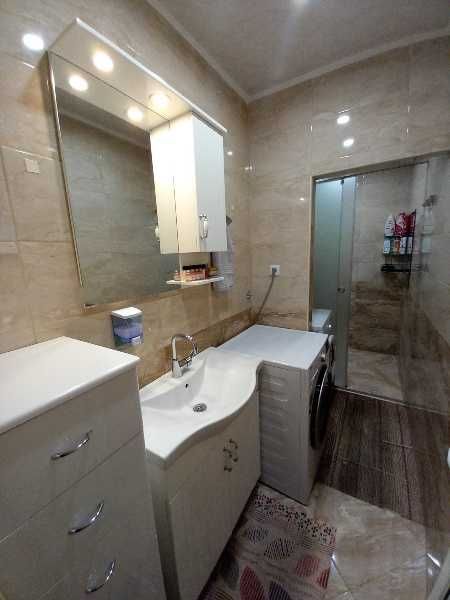 Продава се Тристаен апартамент в Пловдив, Тракия - 92 кв.м за 1631 €/кв.м - Снимка #3