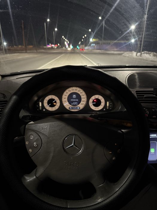 Продам Мерседес w211