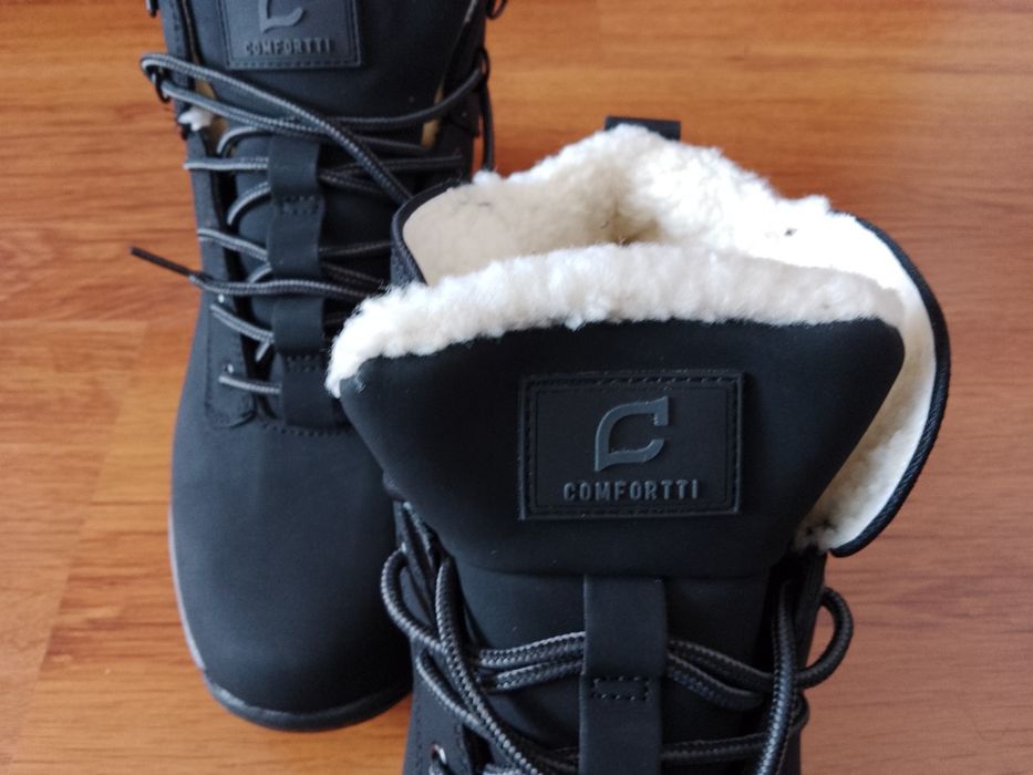 Топли зимни обувки ( нови )