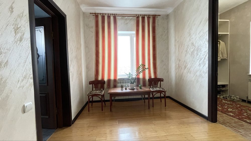 Дом коттедж в долане