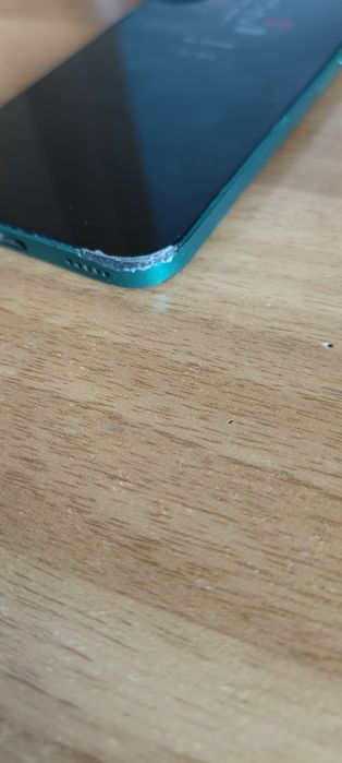 Продам телефон Honor x8b