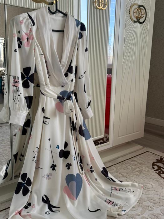 Продается платье