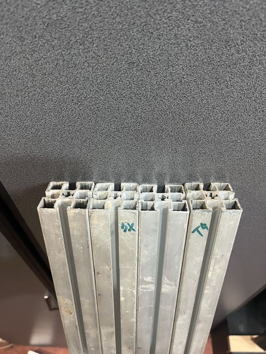 Profil aluminiu 40x40 mm. Canal 8