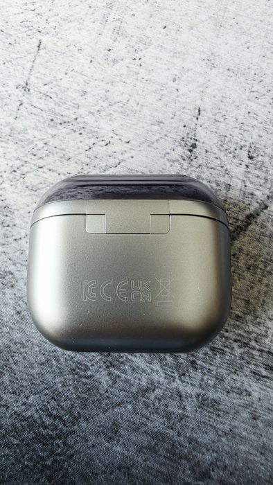Samsung Galaxy Buds3 Pro Silver – Pachet complet + Husa Ringke (Impecabile)