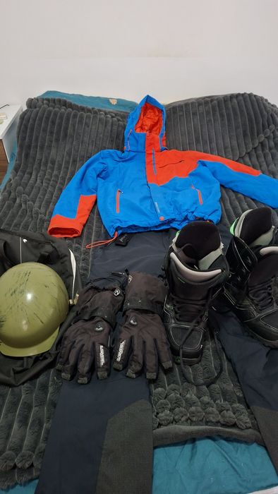 echipament de snowboard