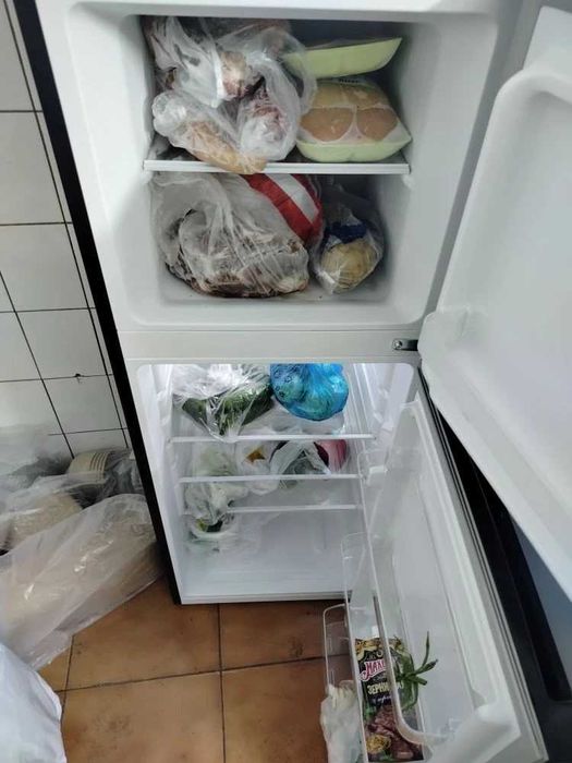 Холодильник 2х камерный, морозильник