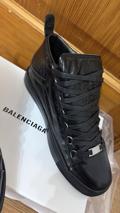 Продам кеды Balenciaga