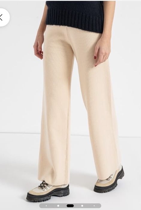 Вълнен панталон Calvin Klein